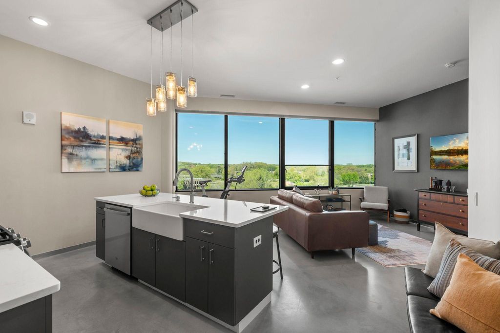Photo of 5601 Smetana Drive #618, Minnetonka, MN 55343 (MLS # 7069981)