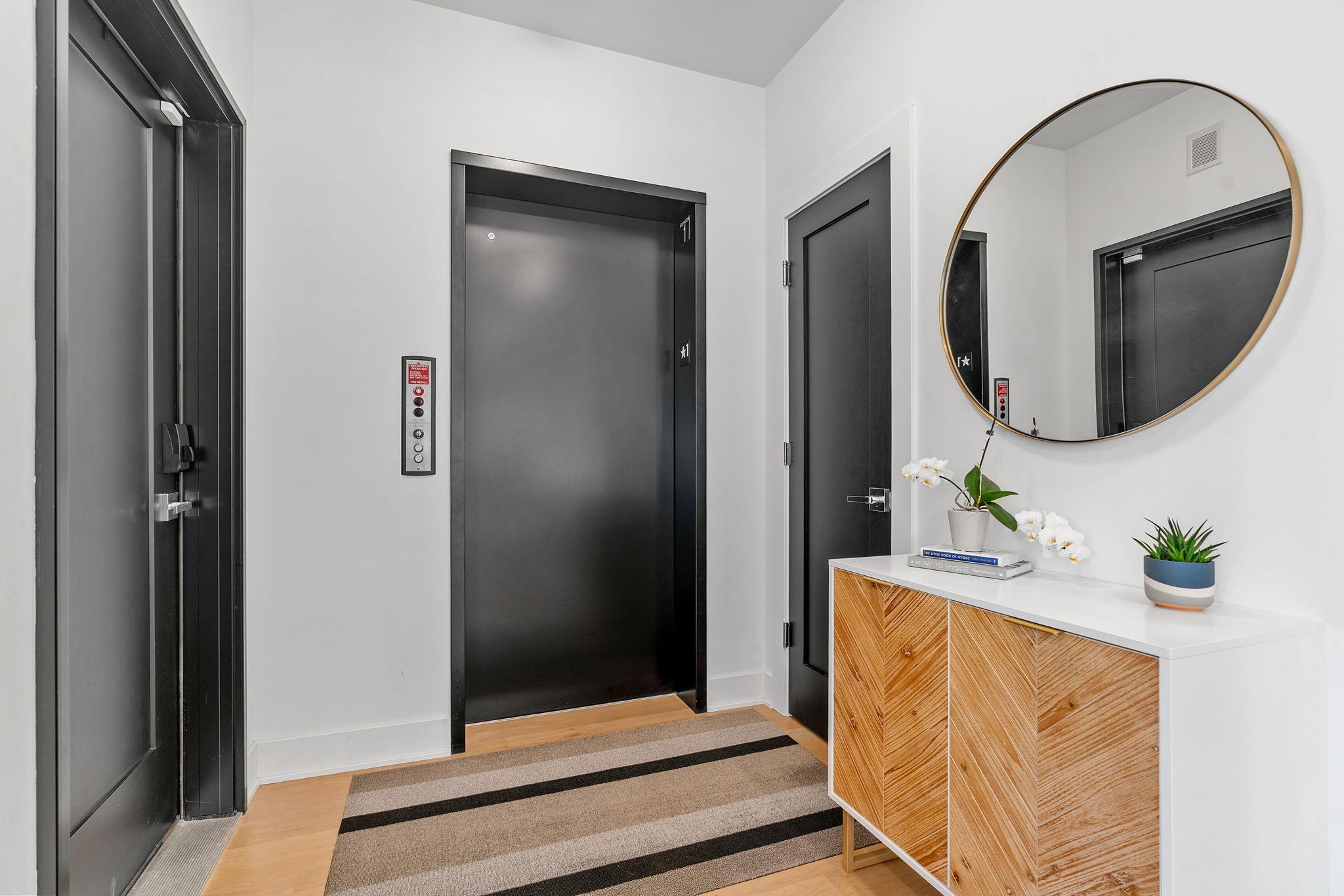 5043 Ewing Avenue S 100
