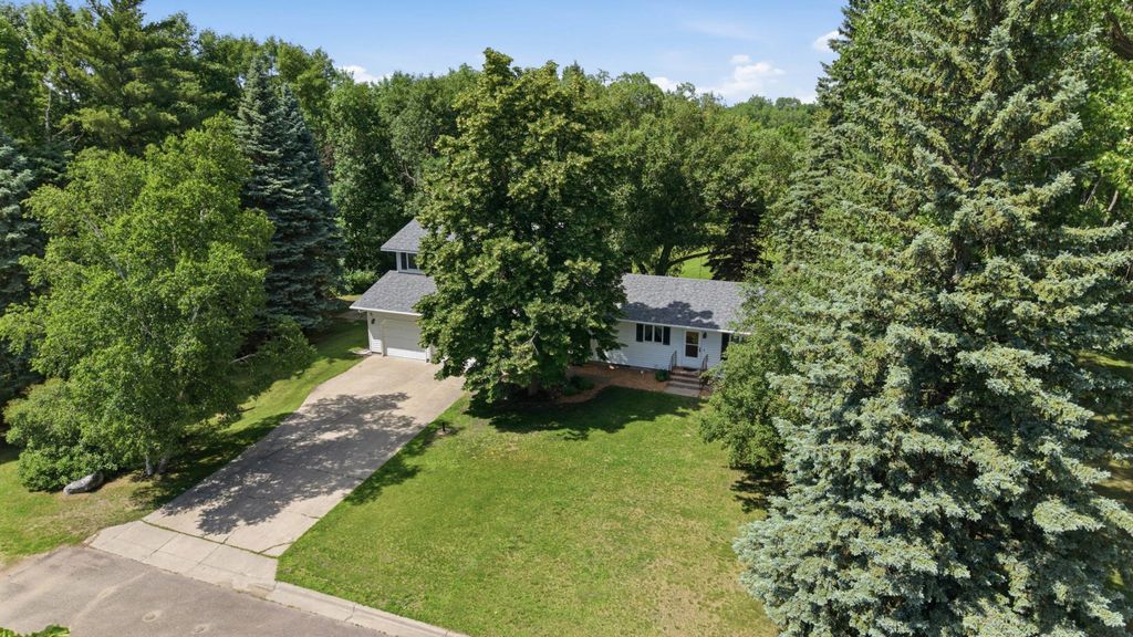 Photo of 928 Reno Street, Hawley, MN 56549 (MLS # 7095541)