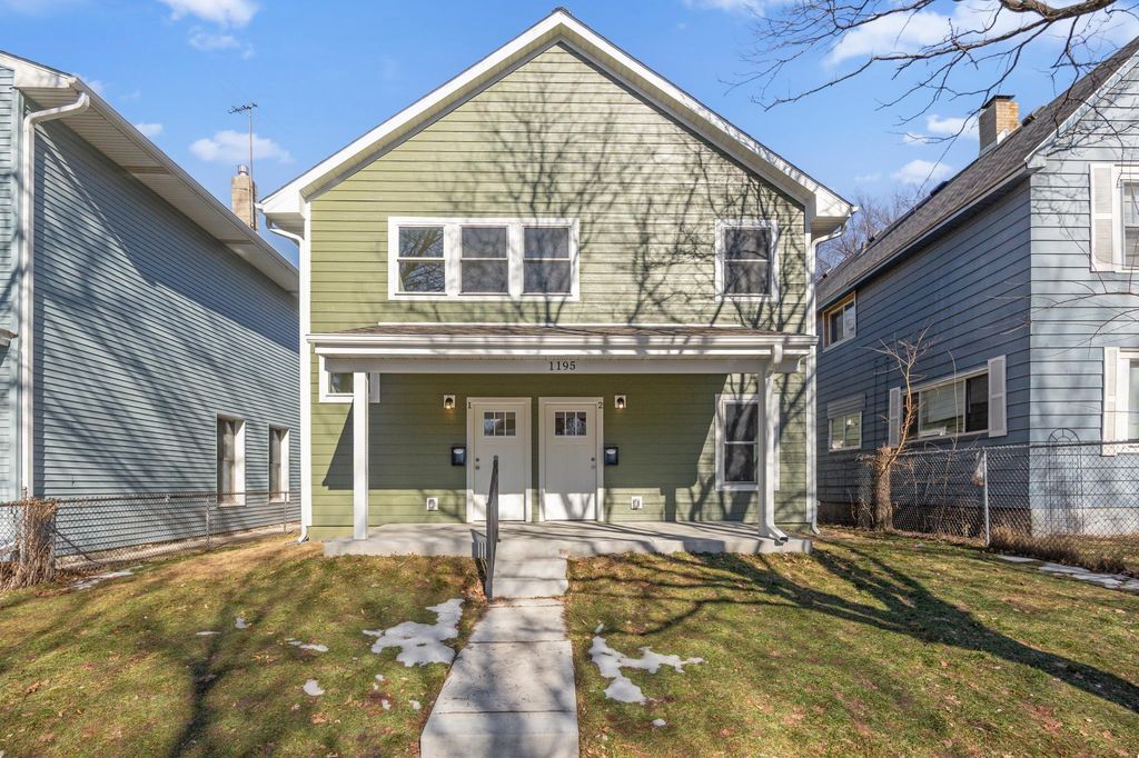 Photo of 1195 Bush Avenue, Saint Paul, MN 55106 (MLS # 7036597)