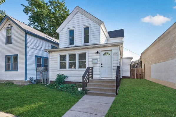 2939 30TH AVE S, MINNEAPOLIS, MN 55406 - Image bc4d7e4cbbb8248bc7f6f680b0d5c7ac/3601398436