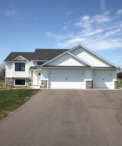 Photo of 1626 72nd Avenue, Hammond, WI 54015 (MLS # 7057199)