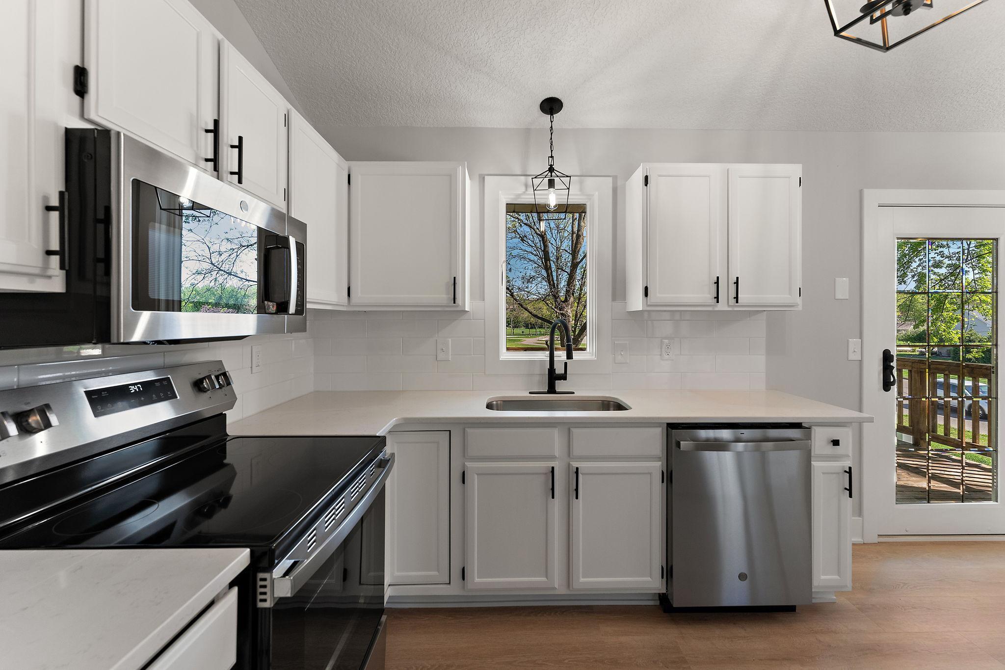 10630 166th Street W