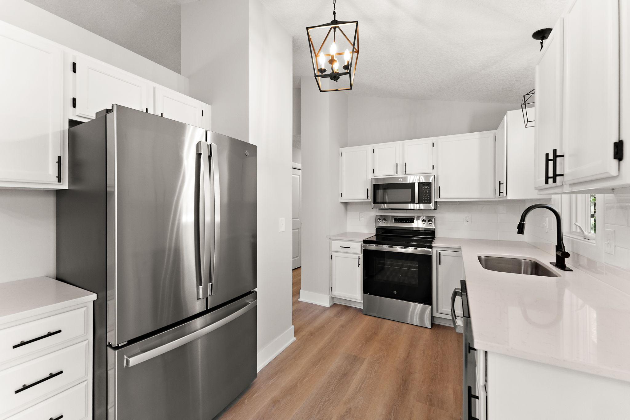 10630 166th Street W