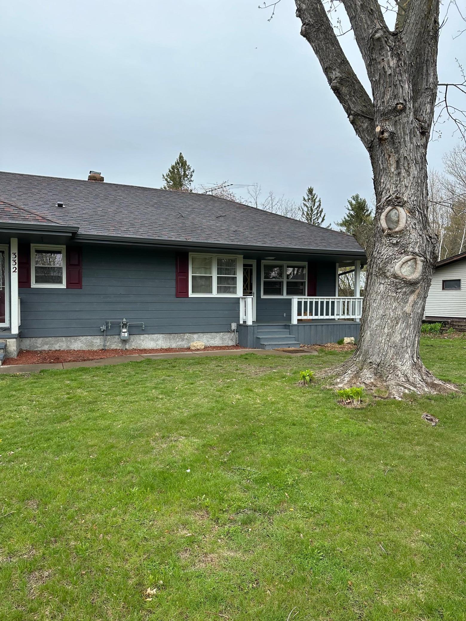 332 E Pleasant Avenue