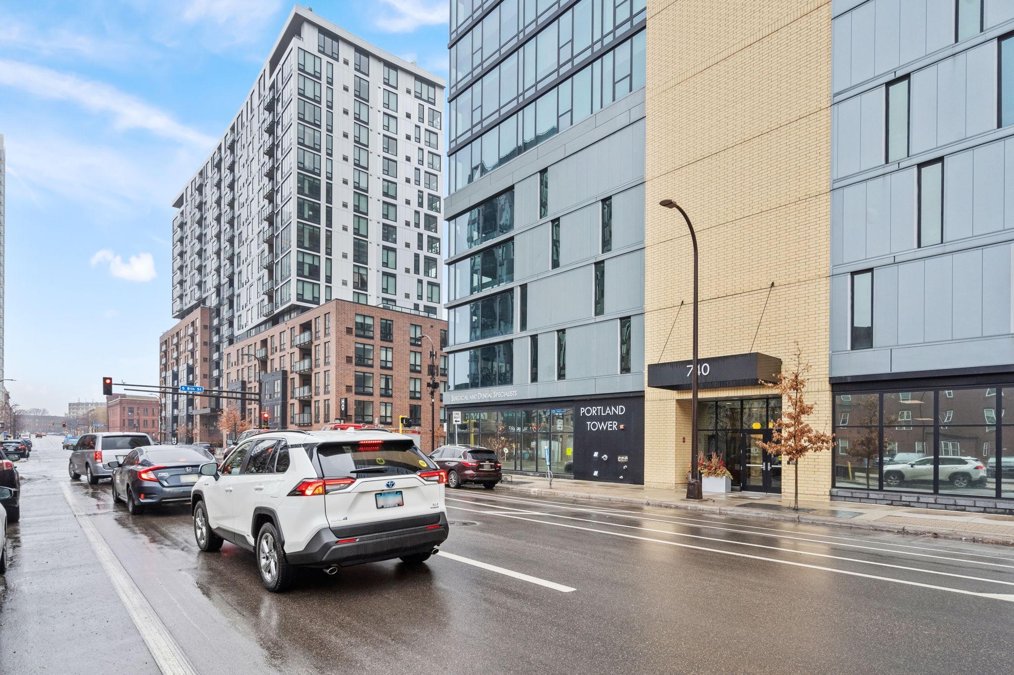 740 Portland Avenue 906