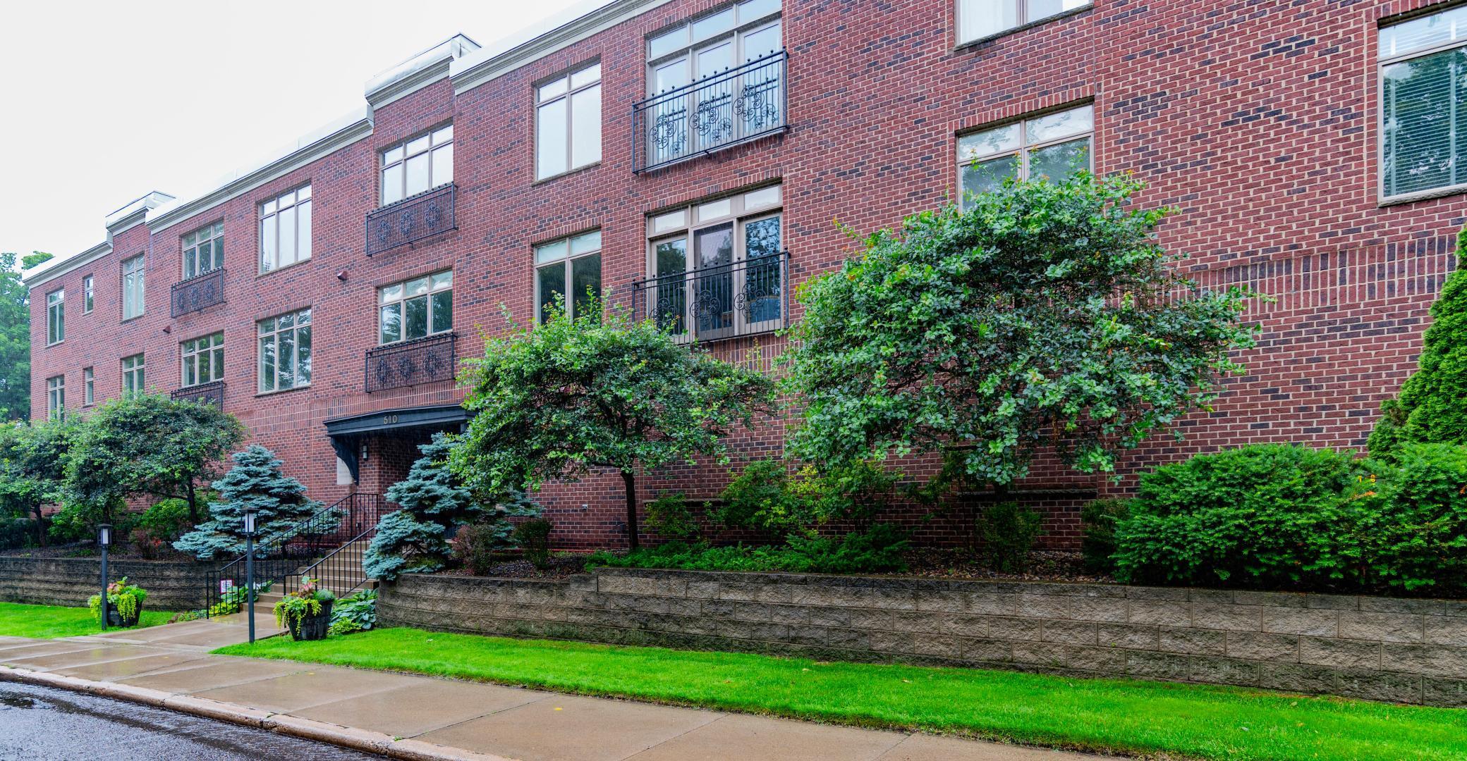 510 Grand Avenue 101