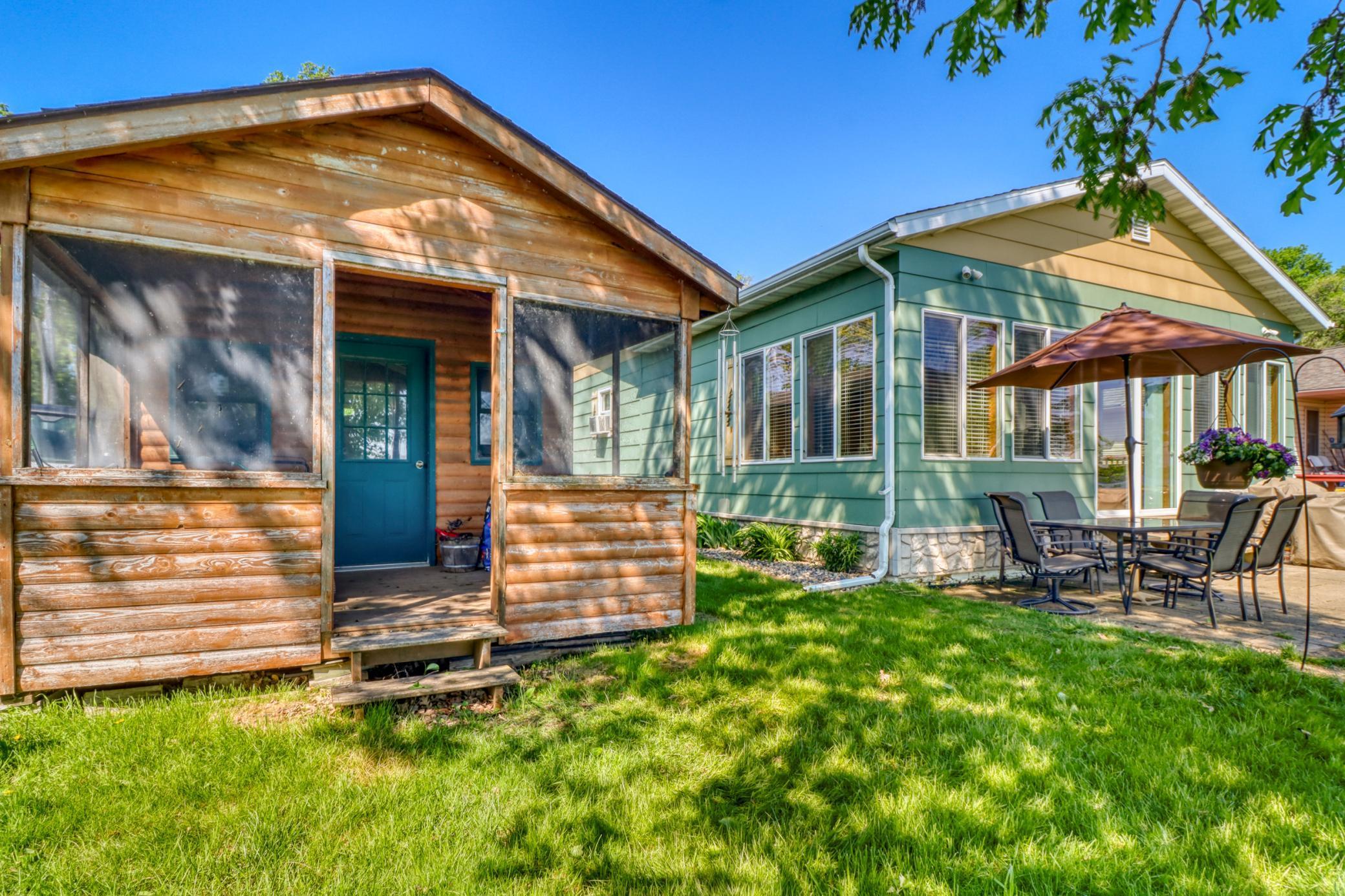 25934 Brolin Beach Road