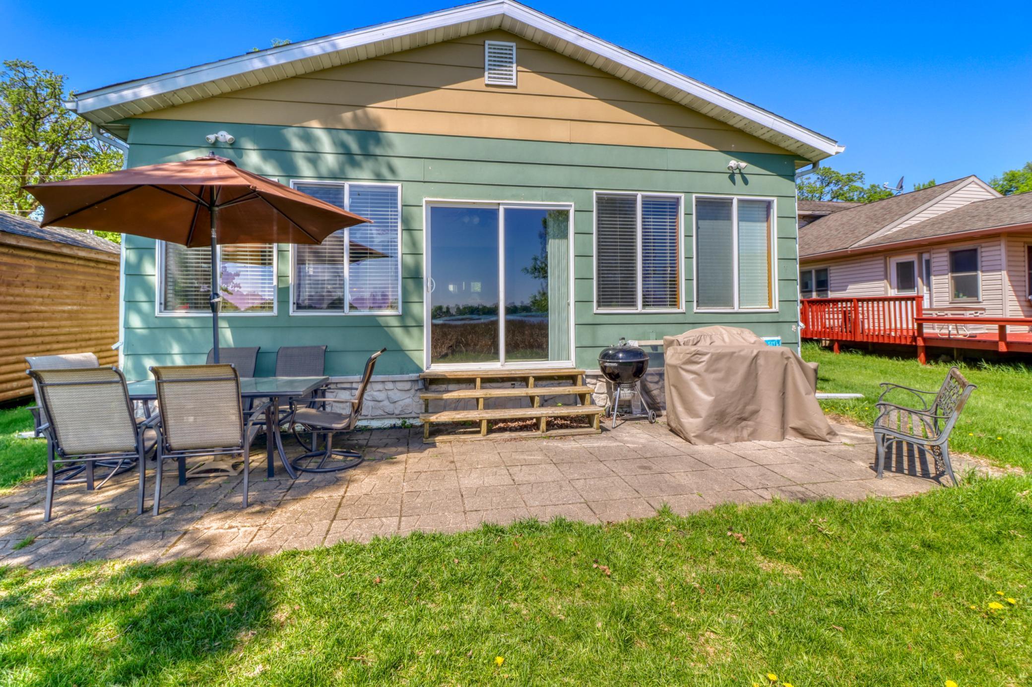 25934 Brolin Beach Road