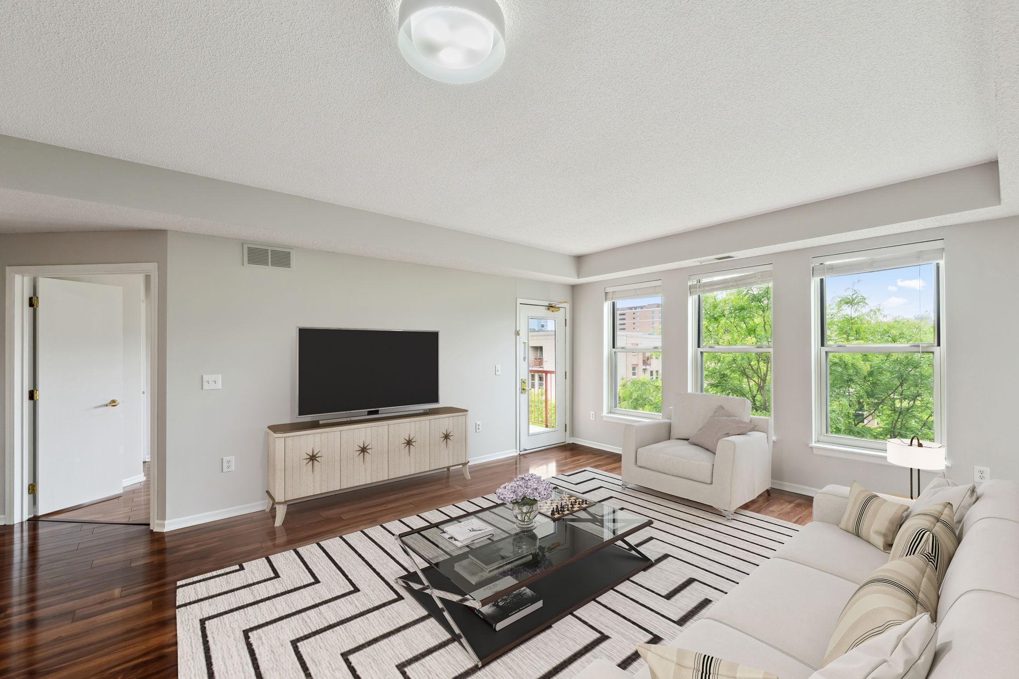 615 N 1st Street 405