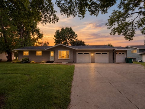 Photo of 608 S Donnelly Avenue, Litchfield, MN 55355 (MLS # 7067918)
