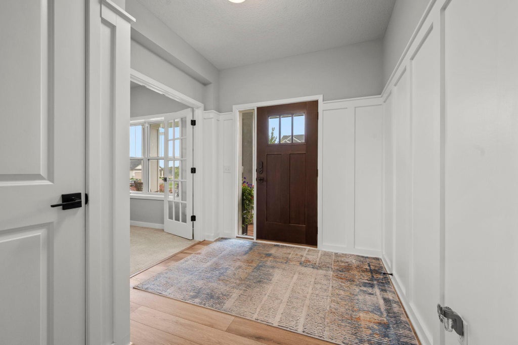Photo of 4852 Bennett Street SE, Prior Lake, MN 55372 (MLS # 7149344)