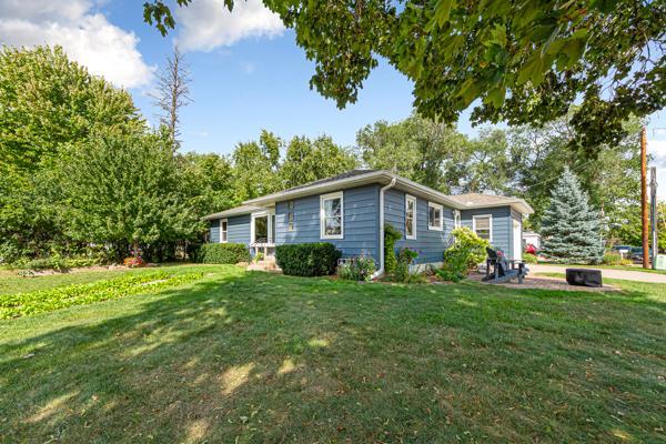 Photo of 20580 Holyoke Avenue, Lakeville, MN 55044 (MLS # 7137404)