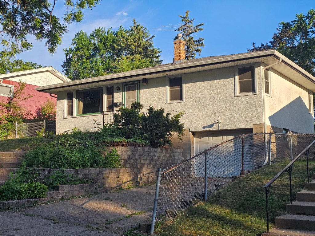 Photo of 1450 Fremont Avenue, Saint Paul, MN 55106 (MLS # 7087972)