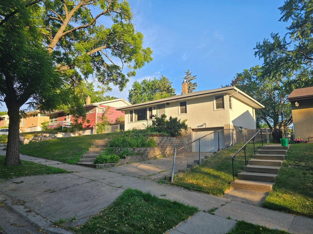 Photo of 1450 Fremont Avenue, Saint Paul, MN 55106 (MLS # 7087972)