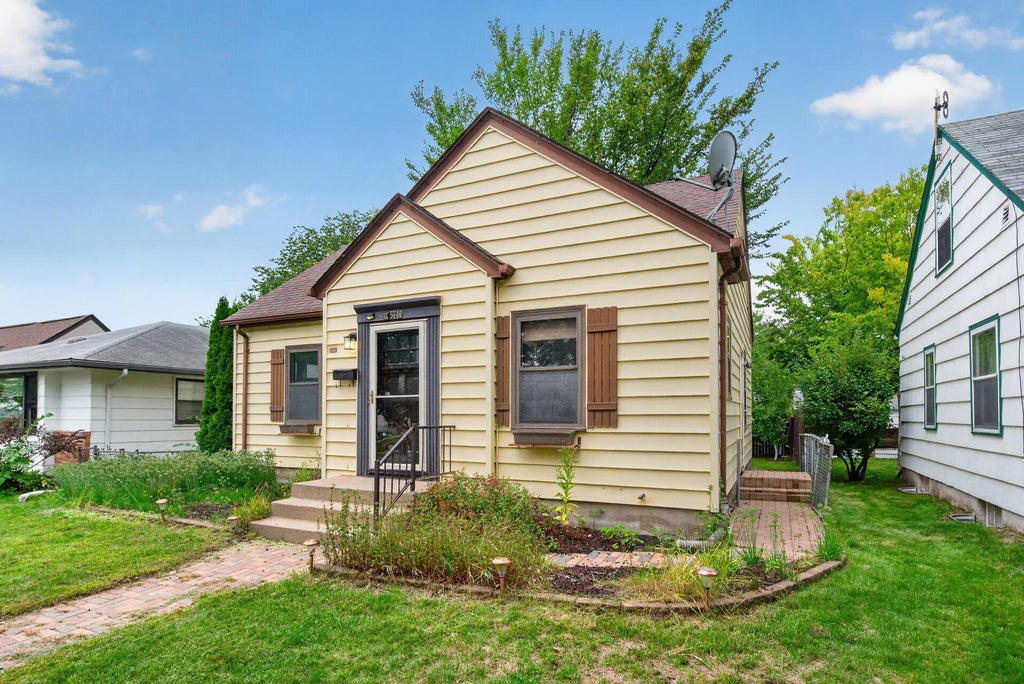 Photo of 5740 22nd Avenue S, Minneapolis, MN 55417 (MLS # 7141038)