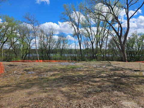 2860 Victoria Street N Roseville MN 55113