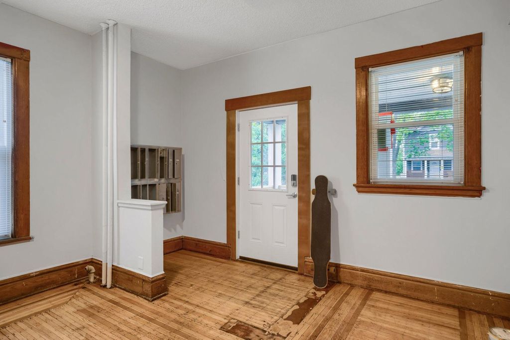 Photo of 1316 7th Street SE, Minneapolis, MN 55414 (MLS # 7025444)