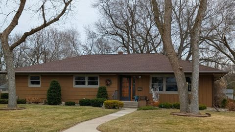 Photo of 1502 N 5th Street, Montevideo, MN 56265 (MLS # 7050751)