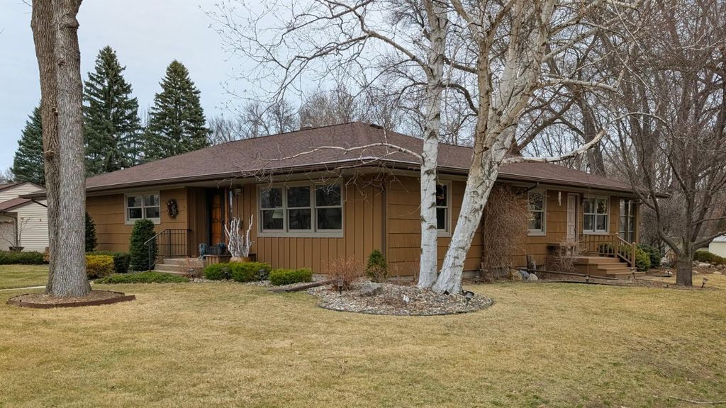 Photo of 1502 N 5th Street, Montevideo, MN 56265 (MLS # 7050751)