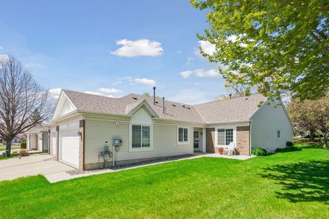 2157 Boulder Pointe Shakopee MN 55379