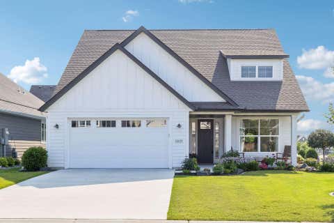 Photo of 5039 Dale Ridge Road, Woodbury, MN 55129 (MLS # 7118742)