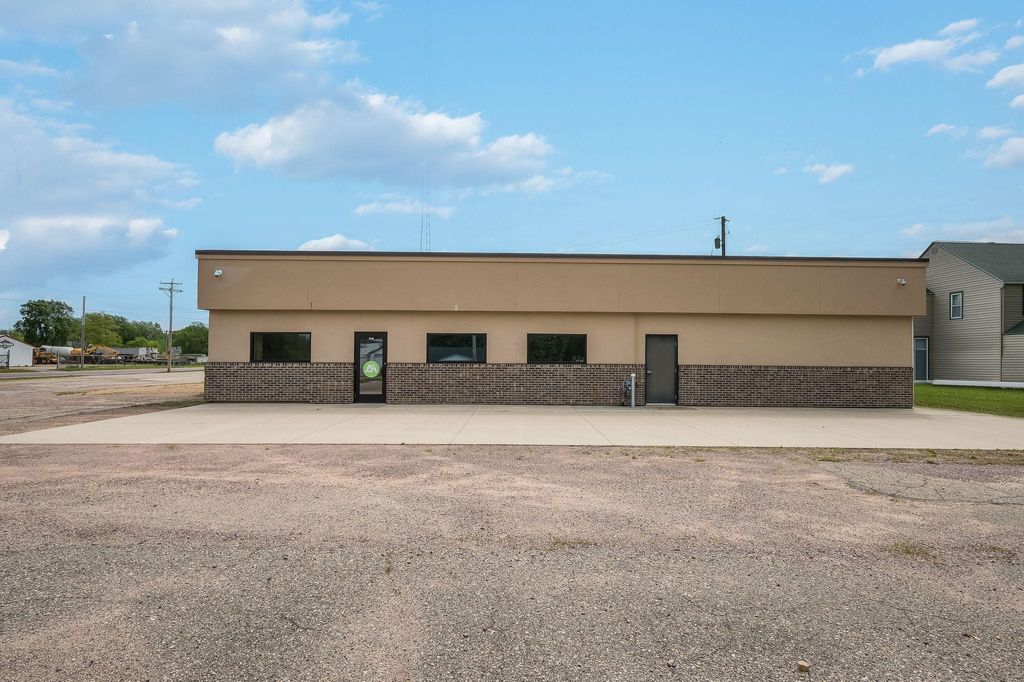 Photo of 618 Main Street S, Winnebago, MN 56098 (MLS # 7078577)