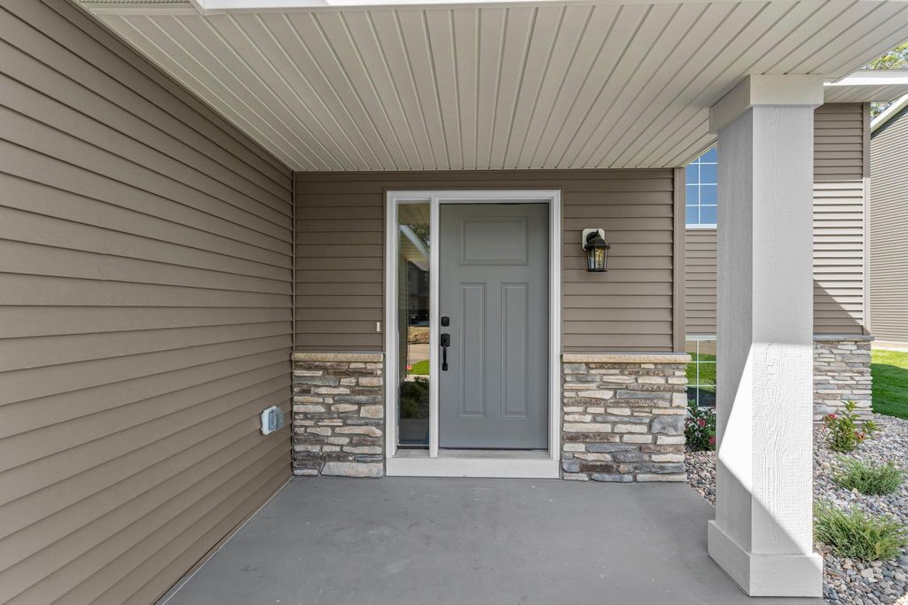 Photo of 3250 Nottingham Road S, Saint Cloud, MN 56301 (MLS # 7025711)