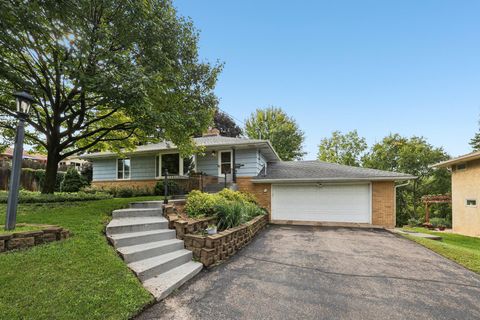 2916 31st Avenue NE Saint Anthony MN 55418