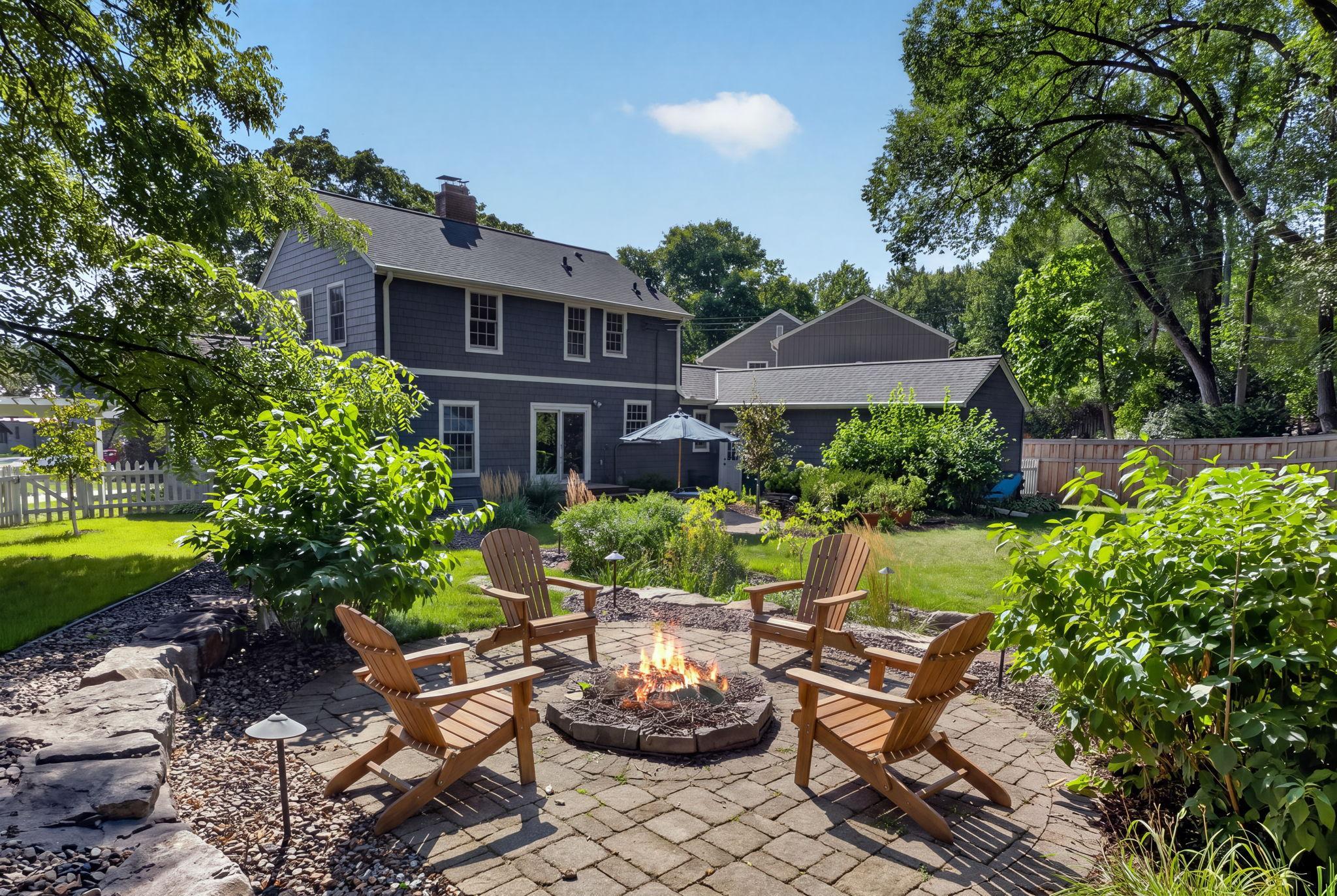 6 Edina Court
