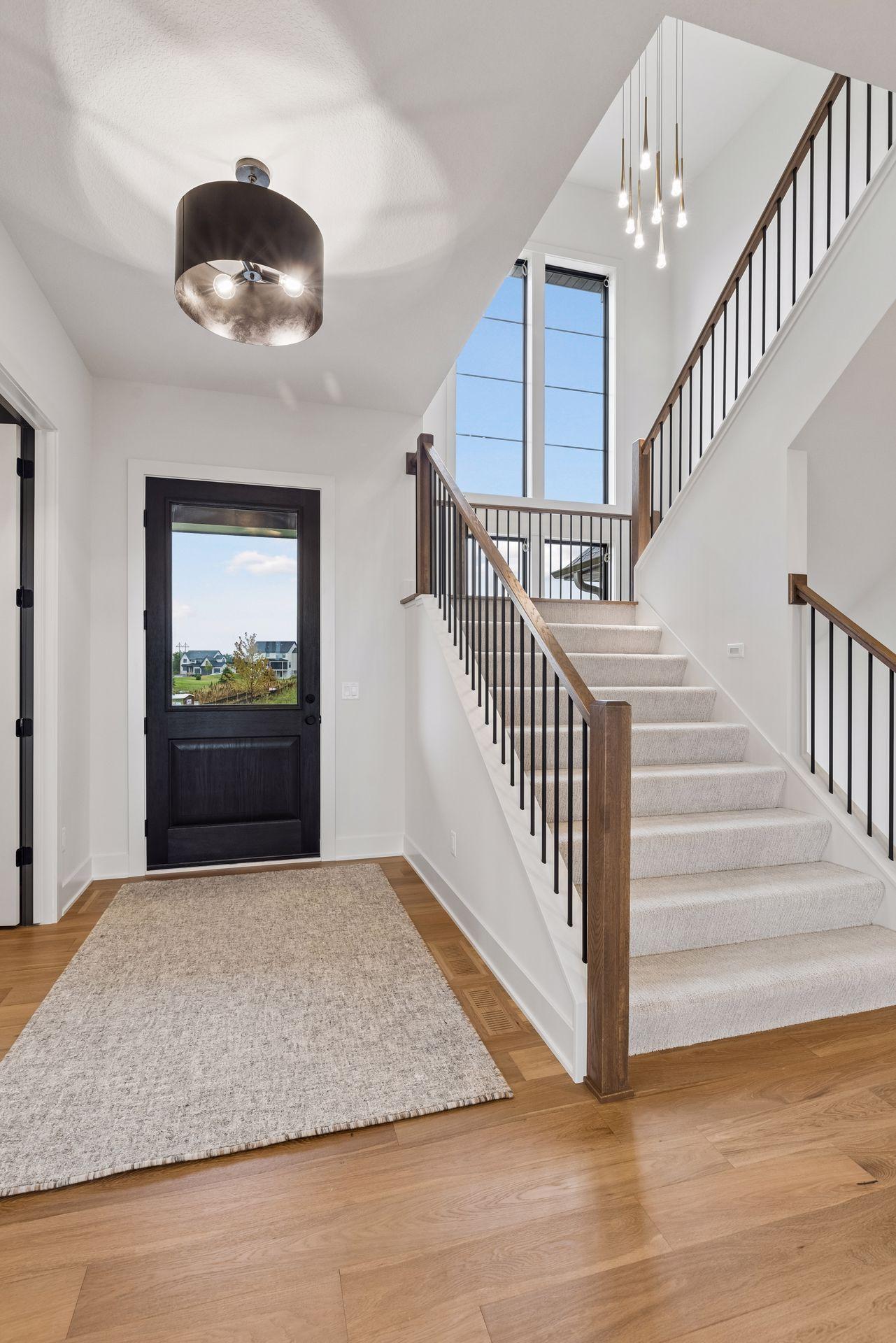 4738 Ogden Trail N
