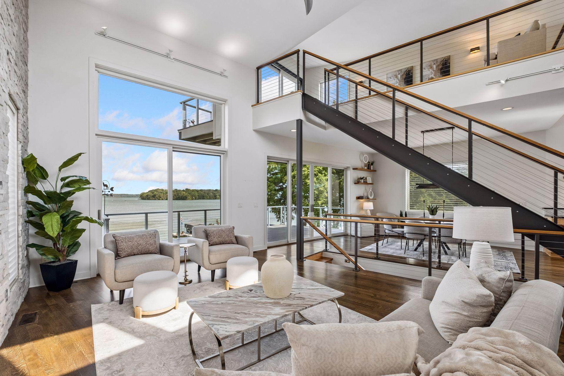 224 W Lake Street