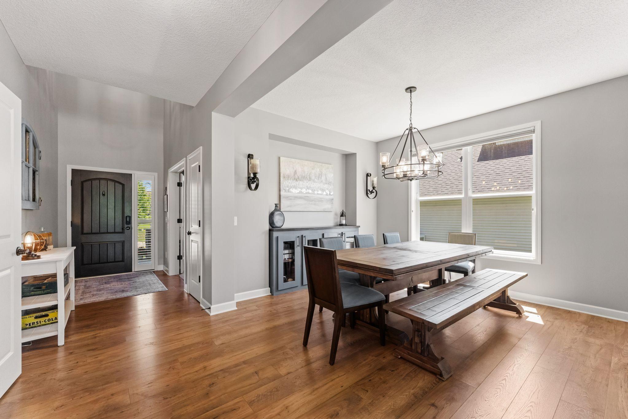 19335 Indora Trail