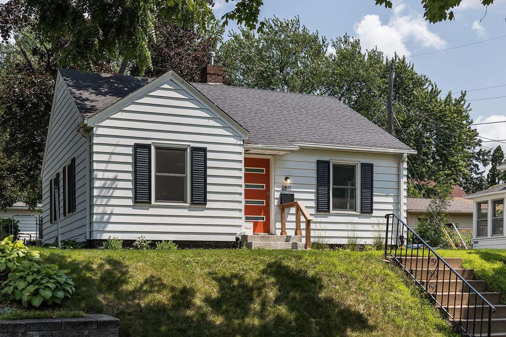 Photo of 2811 Fillmore Street NE, Minneapolis, MN 55418 (MLS # 7100530)