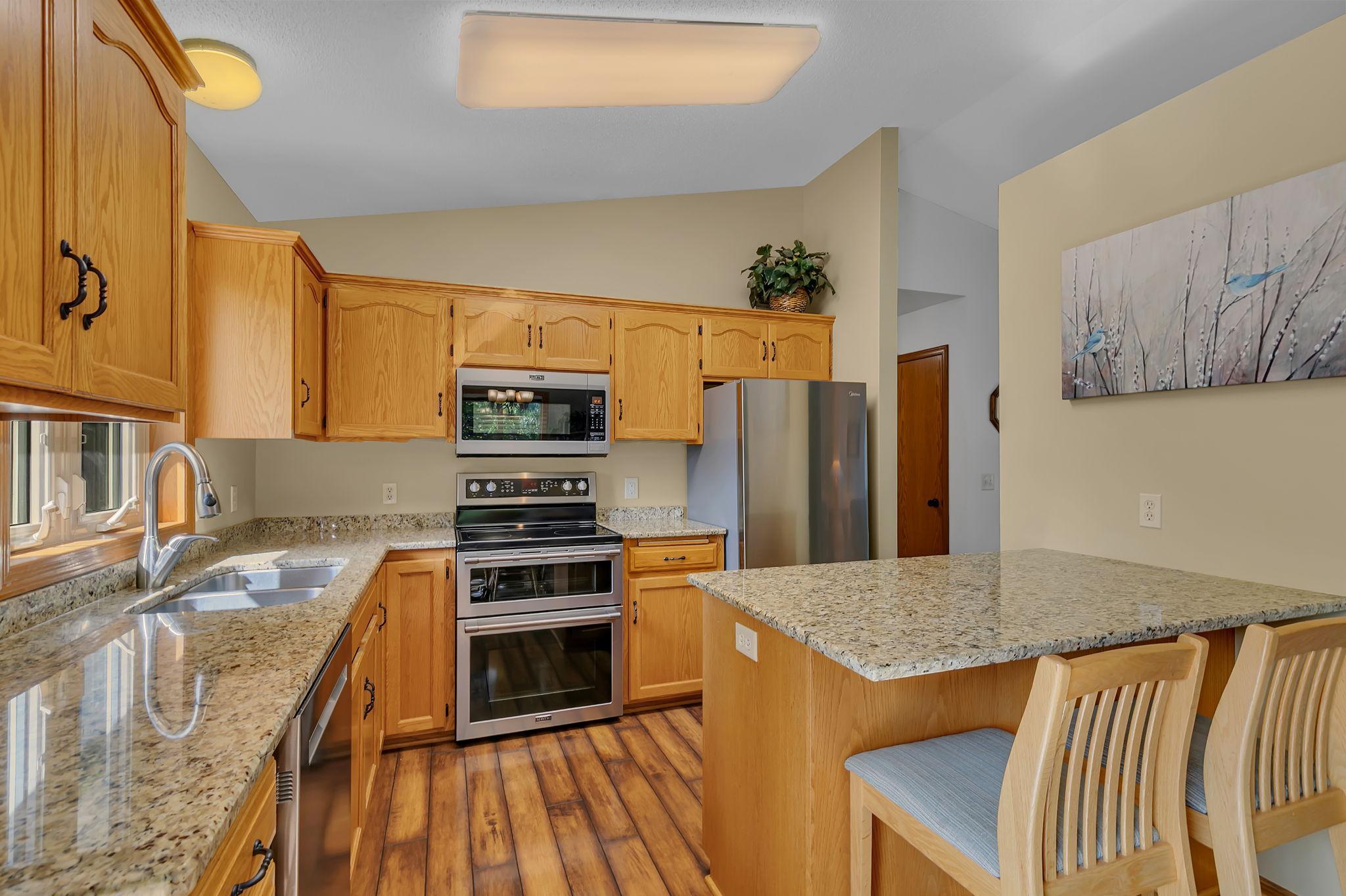 1120 Applewood Court