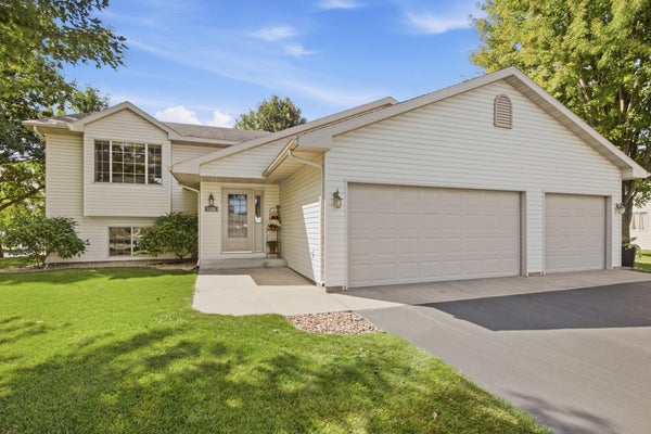 1120 APPLEWOOD CT, WAITE PARK, MN 56387 - Image bd48f4bfb86dfbeab95cd2df47582aca/4062733029