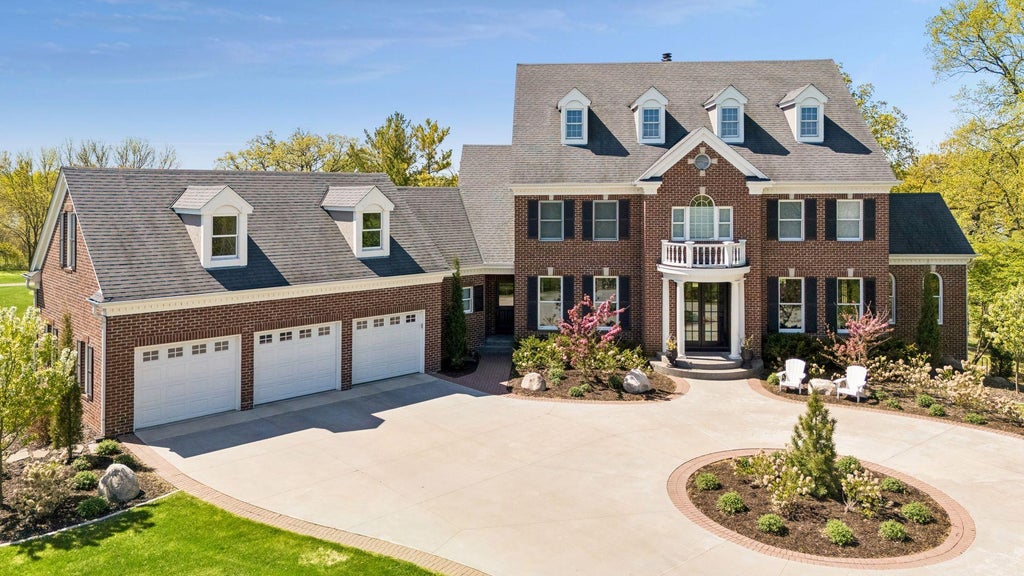 Photo of 18482 Bearpath Trail, Eden Prairie, MN 55347 (MLS # 7076049)