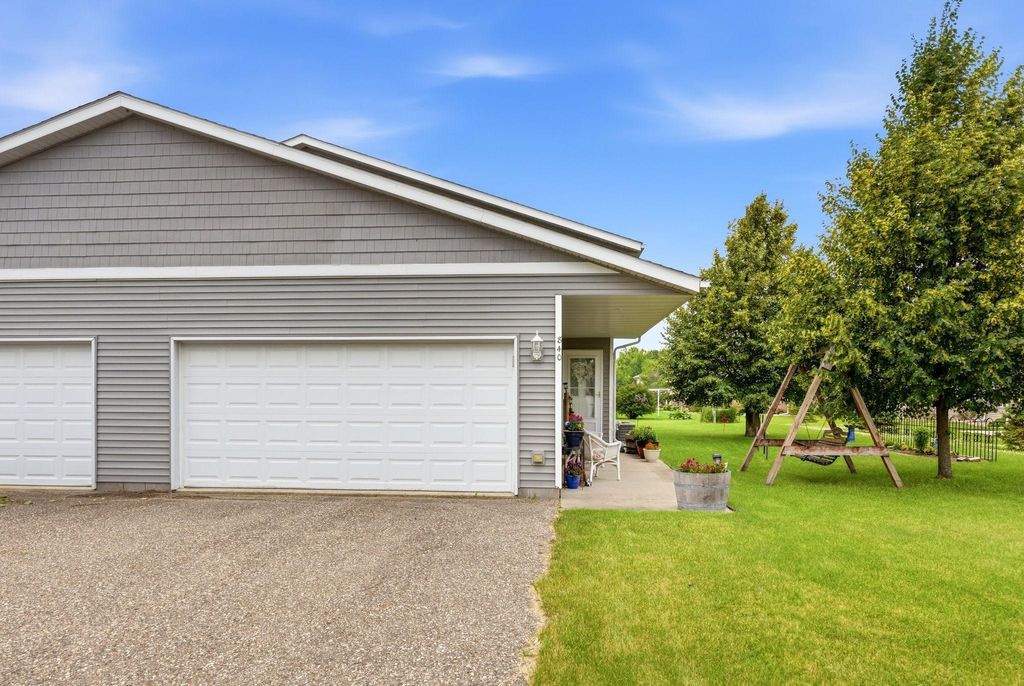 Photo of 840 Cleveland Avenue SW, Hutchinson, MN 55350 (MLS # 7097599)