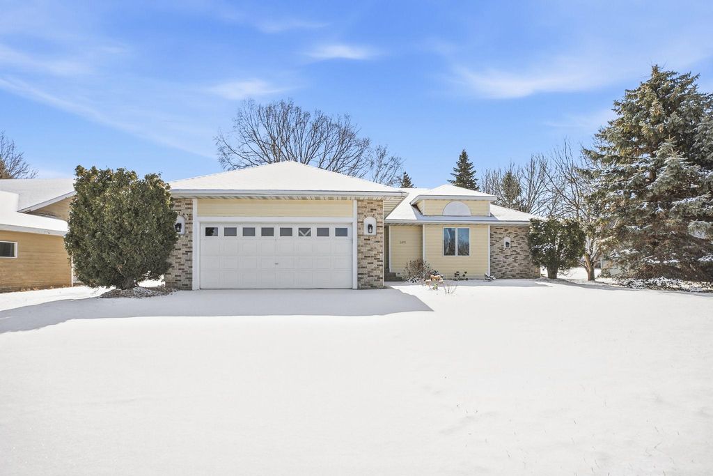Photo of 2412 Goettens Way, Saint Cloud, MN 56301 (MLS # 7035118)