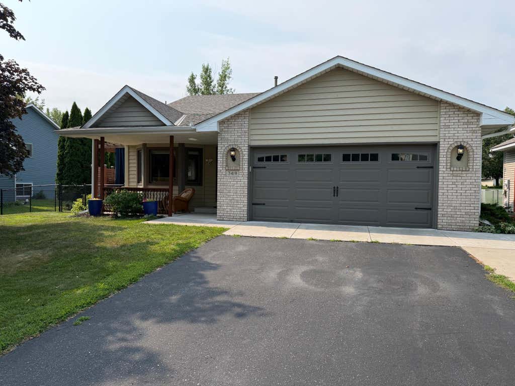 Photo of 7419 52nd Street N, Oakdale, MN 55128 (MLS # 7126149)