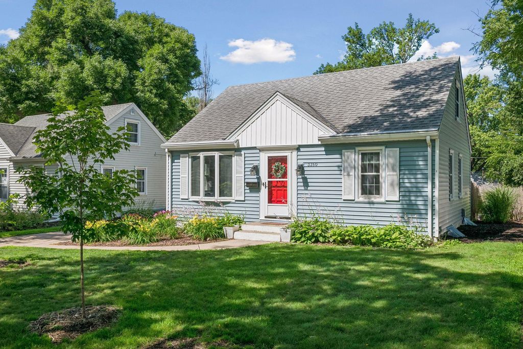 Photo of 3350 Wyoming Avenue S, Saint Louis Park, MN 55426 (MLS # 7100129)