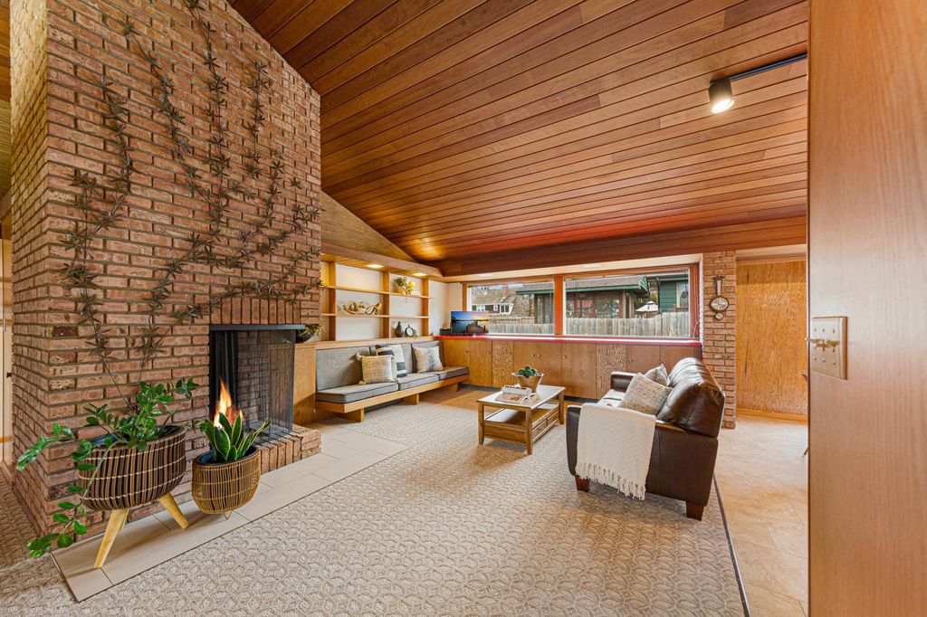 Photo of 330 5th Avenue SW, Faribault, MN 55021 (MLS # 7006412)