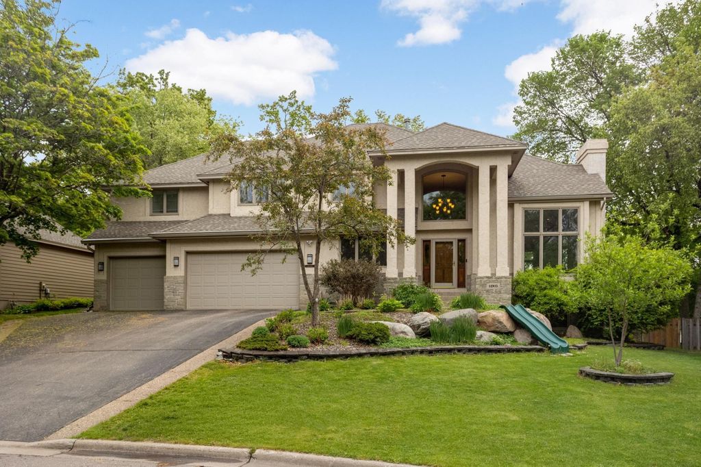 Photo of 14905 White Oak Drive, Burnsville, MN 55337 (MLS # 7033994)