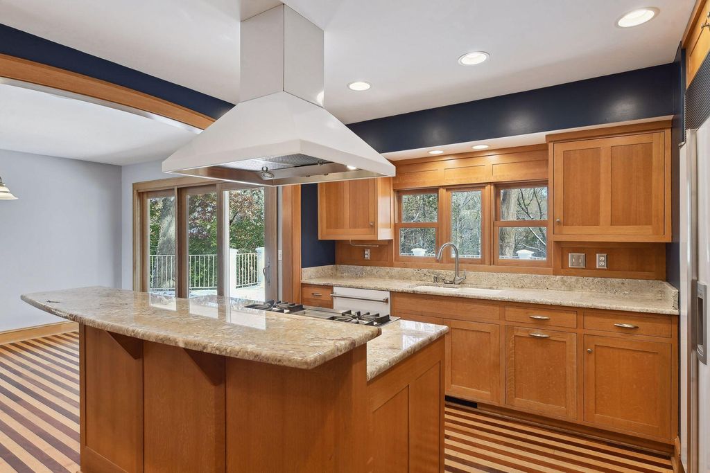 Photo of 5207 Doncaster Way, Edina, MN 55436 (MLS # 7039090)