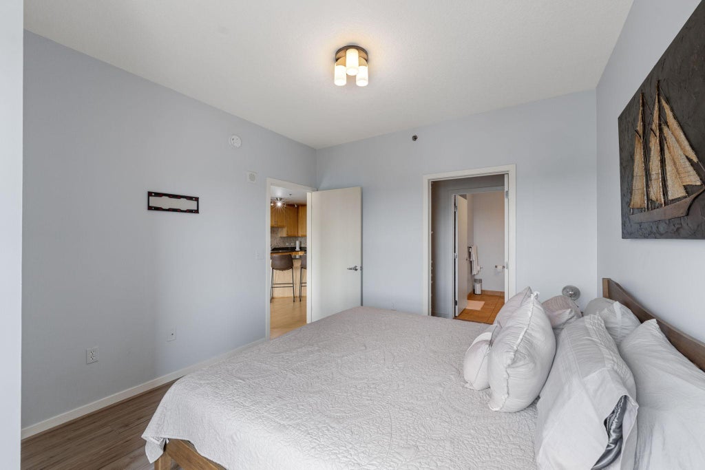 Photo of 929 Portland Ave AVE #2408, Minneapolis, MN 55404 (MLS # 7095801)