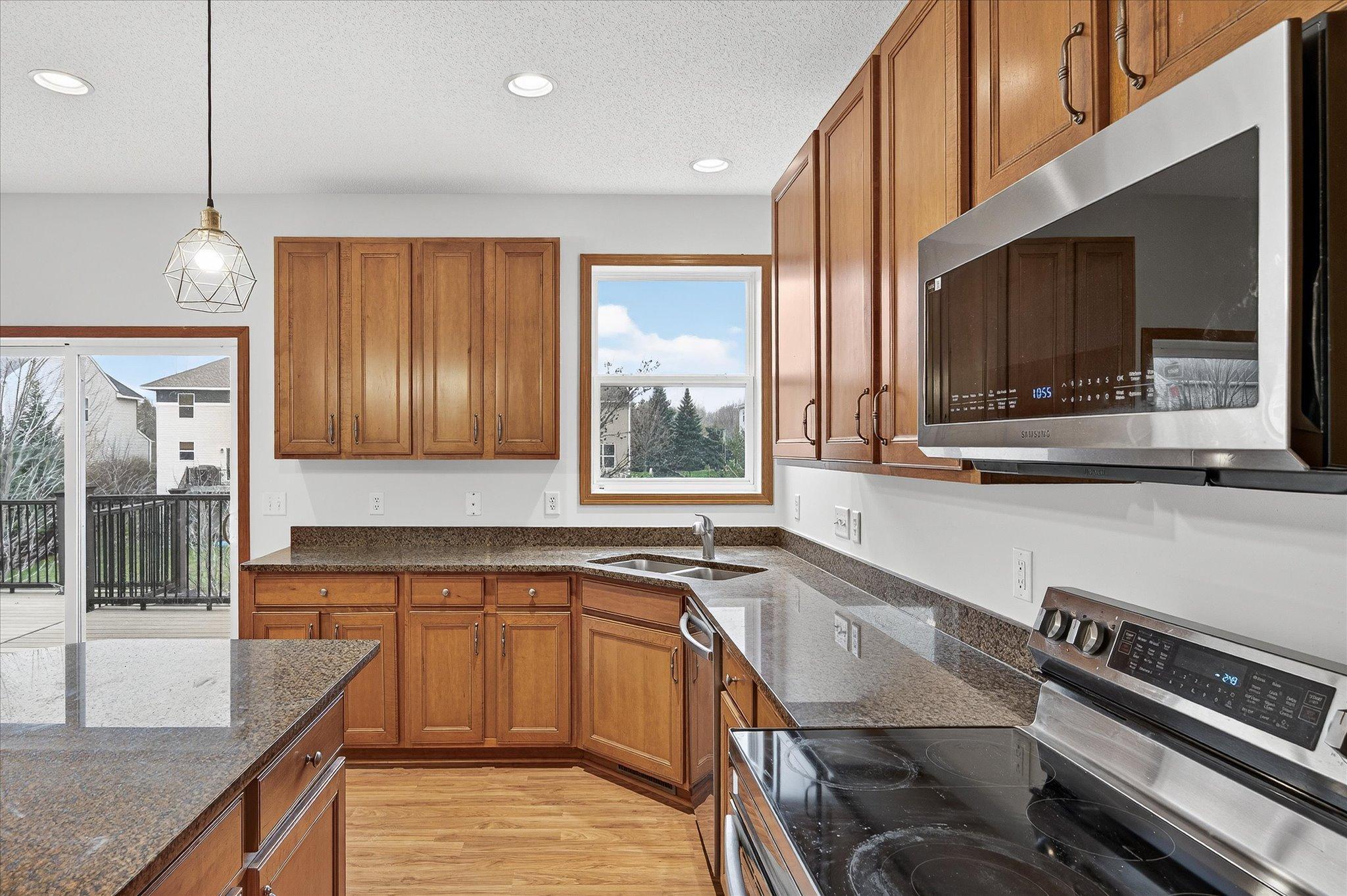 17047 Stonebriar Circle SW