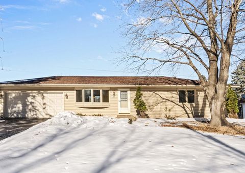 727 Terrace Drive Roseville MN 55113