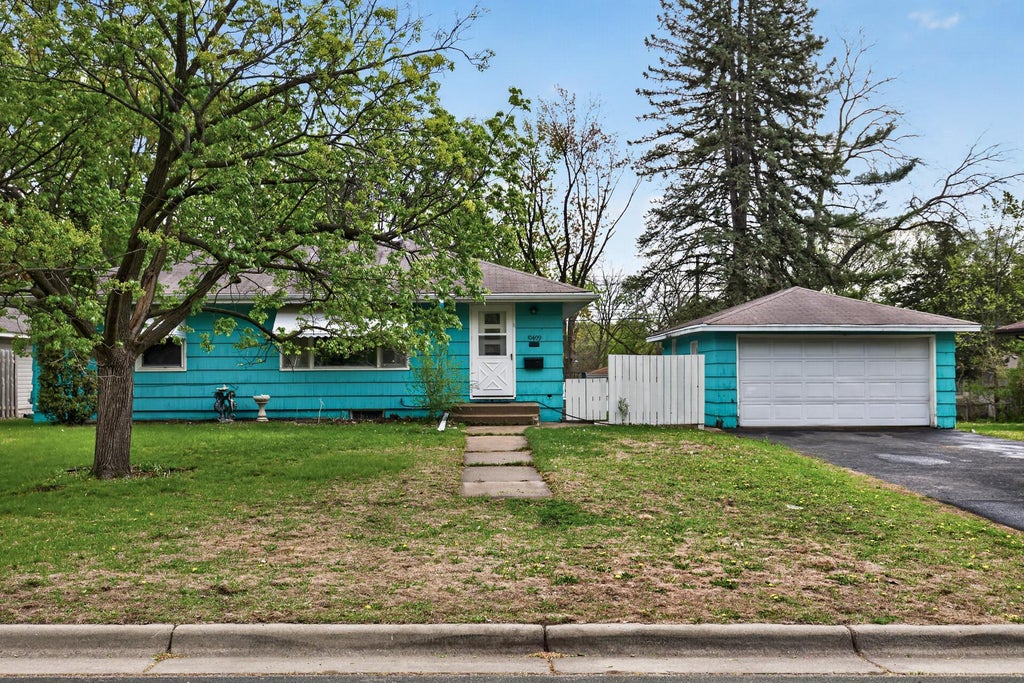 Photo of 10409 Upton Avenue S, Bloomington, MN 55431 (MLS # 7020558)