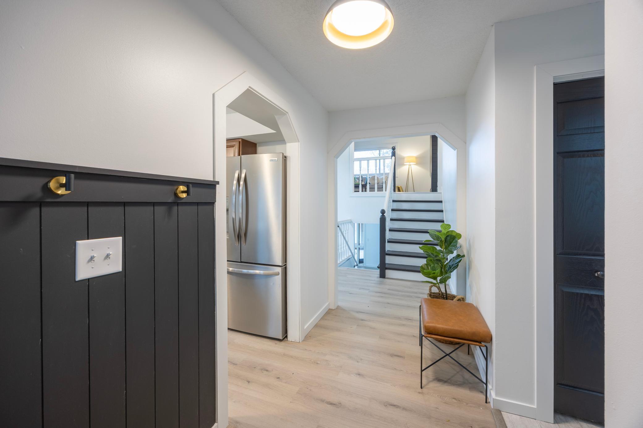 10419 Goldenrod Street NW