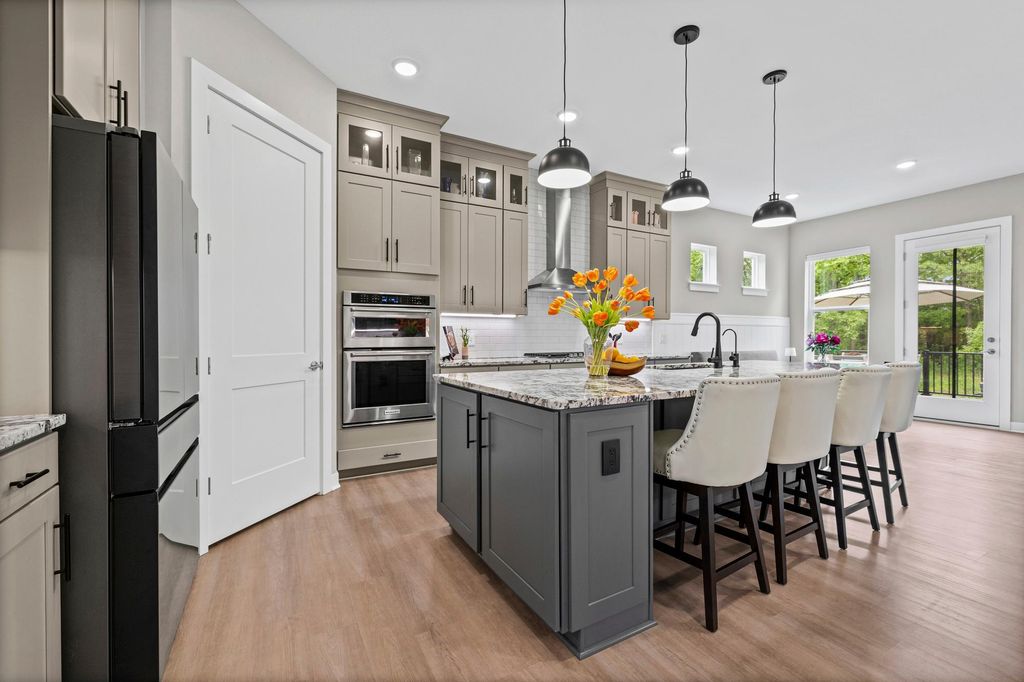 Photo of 122 Liberty Heights Drive, Chaska, MN 55318 (MLS # 7076002)